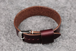 Horween Chromexcel Burgundy Wide Pass Through Leather Strap